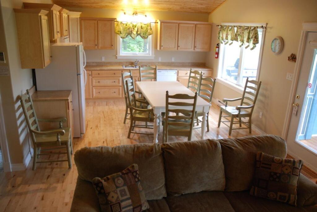 Brudenell Fairway Chalets Georgetown Eksteriør billede